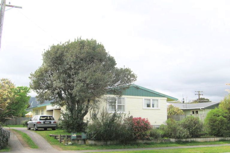 Photo of property in 8 Kotare Street, Hilltop, Taupo, 3330