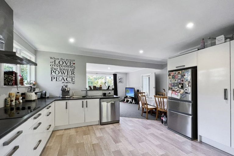 Photo of property in 79a Ohariu Road, Johnsonville, Wellington, 6037