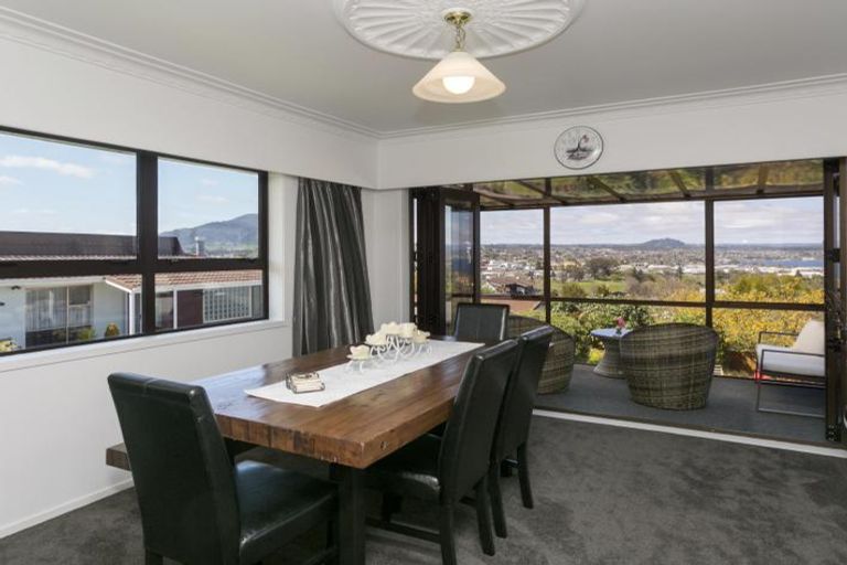 Photo of property in 77 Acacia Bay Road, Nukuhau, Taupo, 3330