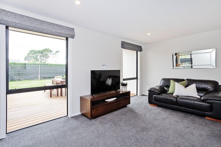 Photo of property in 23 Lumsden Drive, Waikiwi, Invercargill, 9810