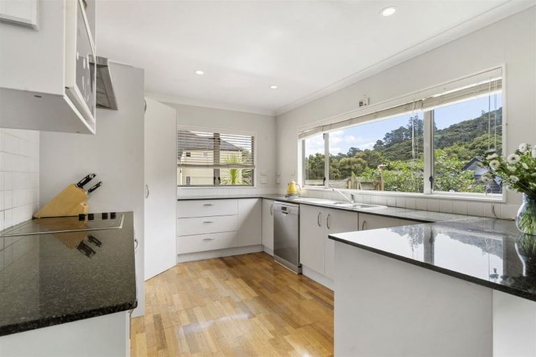 Photo of property in 131 Glendhu Road, Bayview, Auckland, 0629