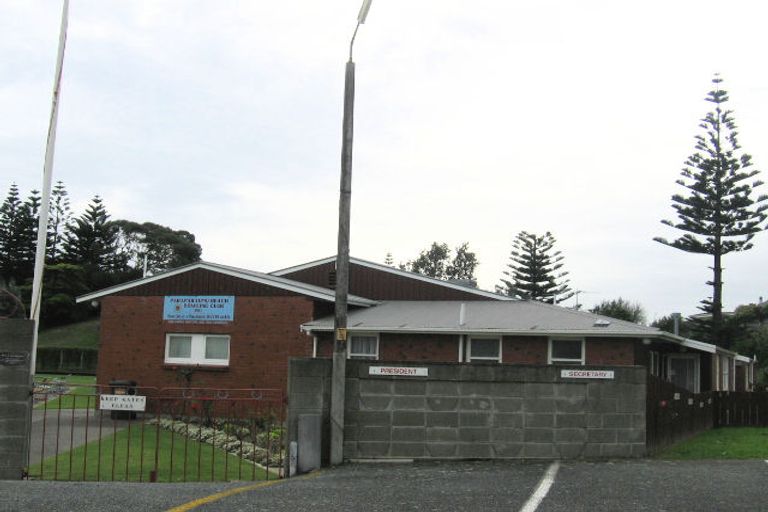 Photo of property in 1/21 Toru Road, Paraparaumu Beach, Paraparaumu, 5032