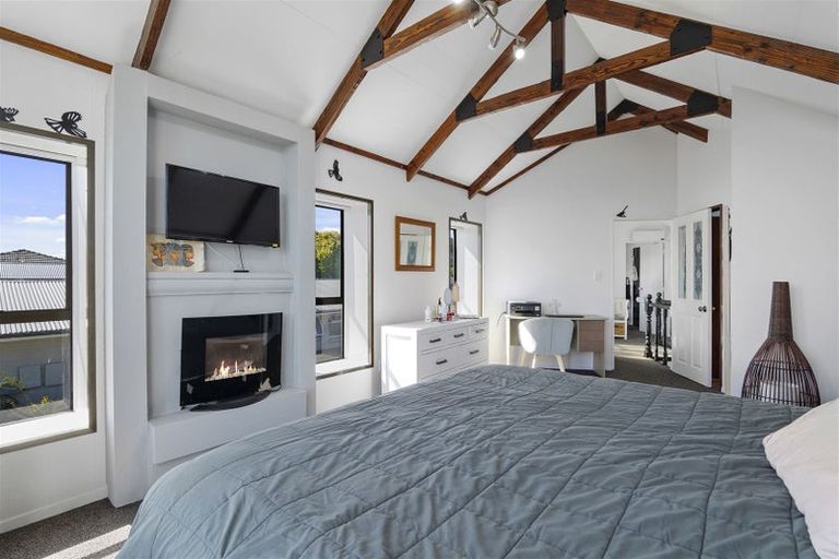 Photo of property in 18 Donnington Street, Parklands, Christchurch, 8083