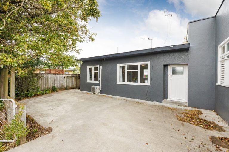 Photo of property in 26 Limbrick Street, Terrace End, Palmerston North, 4410