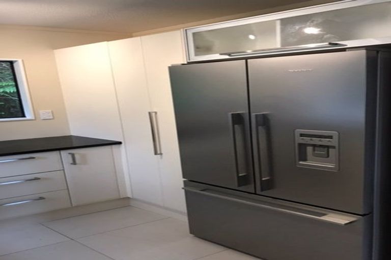 Photo of property in 63 Makara Road, Karori, Wellington, 6012