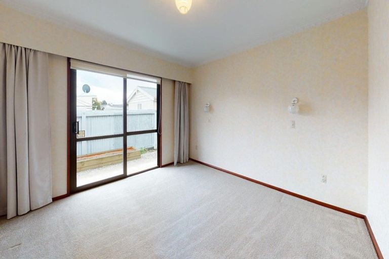 Photo of property in 21 Burnett Street, Ashburton, 7700