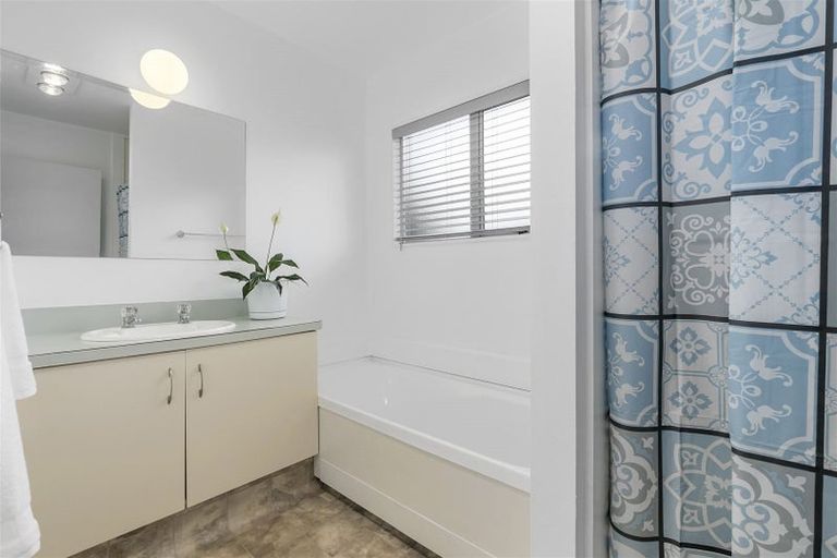 Photo of property in 261 Gravatt Road, Papamoa Beach, Papamoa, 3118