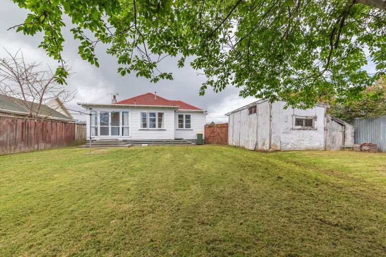 Photo of property in 33 Bowen Street, Levin, 5510