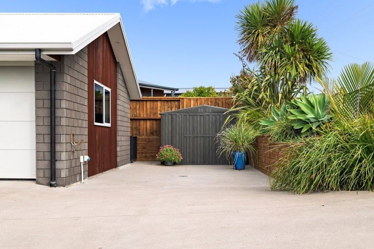 Photo of property in 55 Athenree Road, Athenree, Katikati, 3177