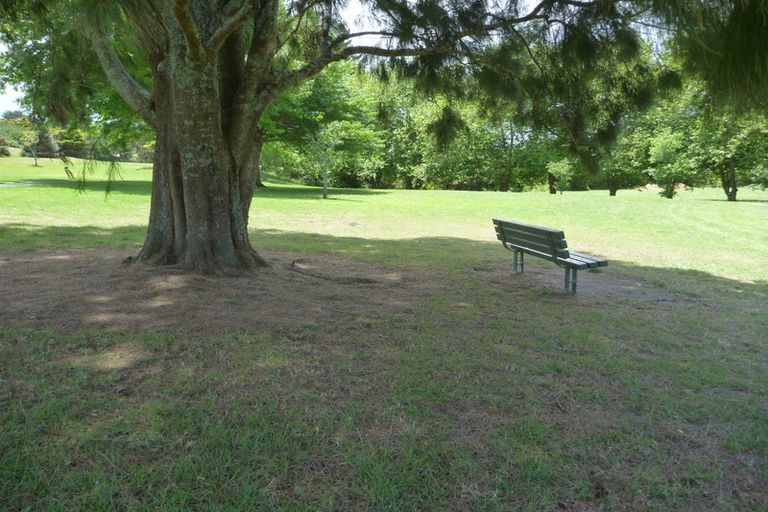 Photo of property in 1/41 Glencoe Road, Browns Bay, Auckland, 0630