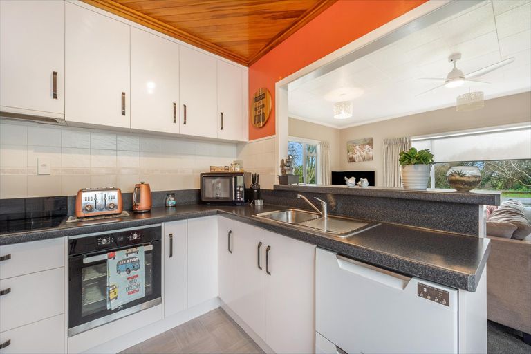 Photo of property in 97 Hangawera Road, Morrinsville, 3375