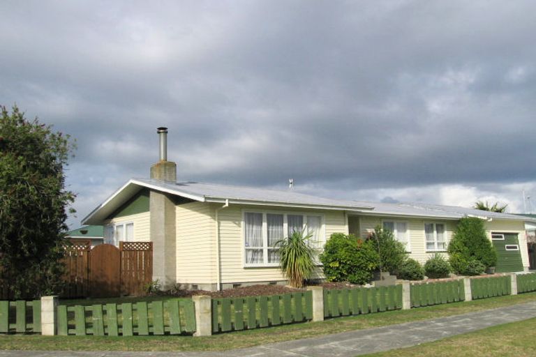 Photo of property in 1 Jellicoe Place, Tamatea, Napier, 4112