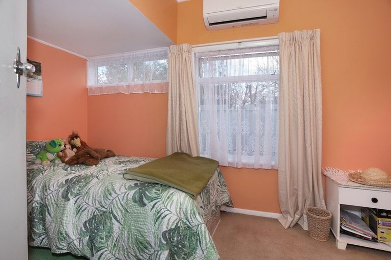 Photo of property in 49 Holland Crescent, Bulls, 4818