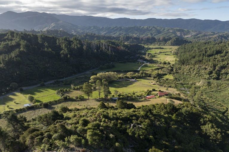 Photo of property in 504 Riwaka-sandy Bay Road, Kaiteriteri, Motueka, 7197