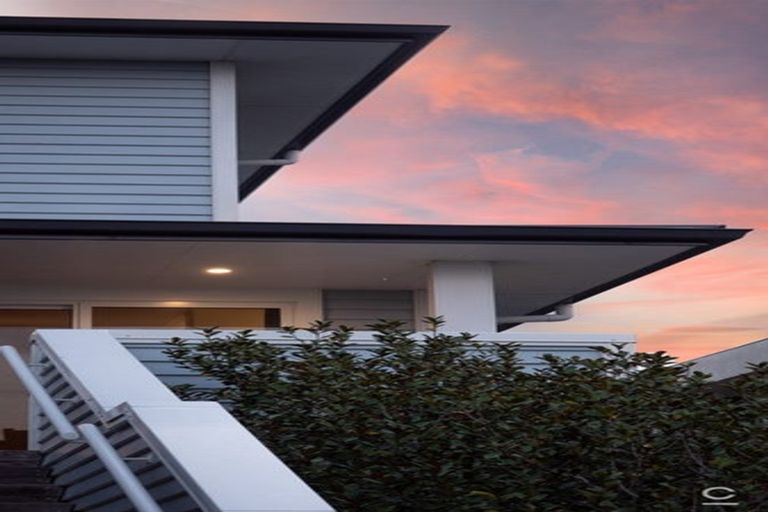 Photo of property in 152 Oceanview Road, Mount Maunganui, 3116