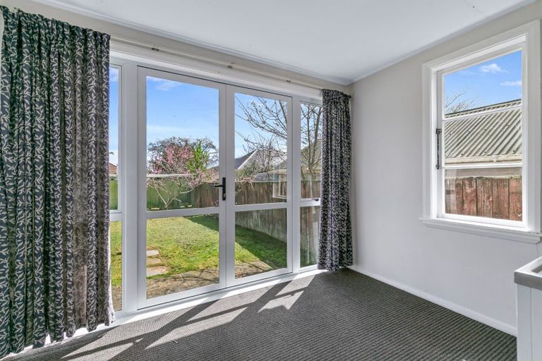 Photo of property in 33 Bowen Street, Levin, 5510