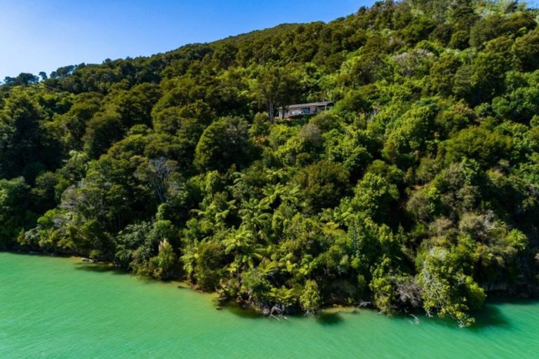 Photo of property in 734 Moetapu Bay Road, Moetapu Bay, Linkwater, 7282