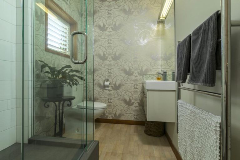 Photo of property in 34 Oxford Terrace, Devonport, Auckland, 0624