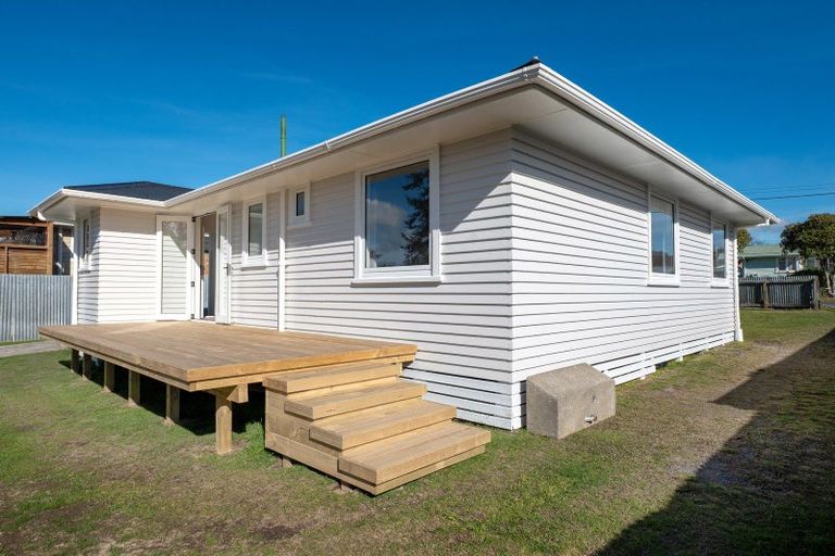 Photo of property in 11 Park Road, Western Heights, Rotorua, 3015
