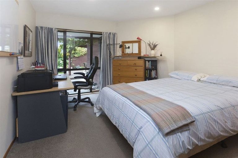 Photo of property in 1/204 Greers Road, Bryndwr, Christchurch, 8053