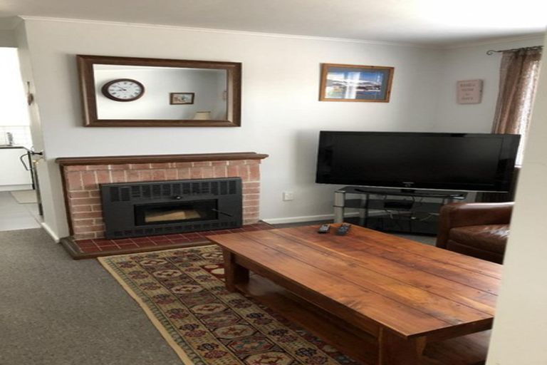 Photo of property in 16 Mary Street, Redwoodtown, Blenheim, 7201