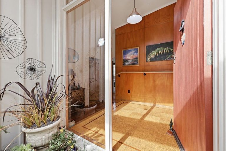 Photo of property in 37 Derwent Street, Helensburgh, Dunedin, 9010