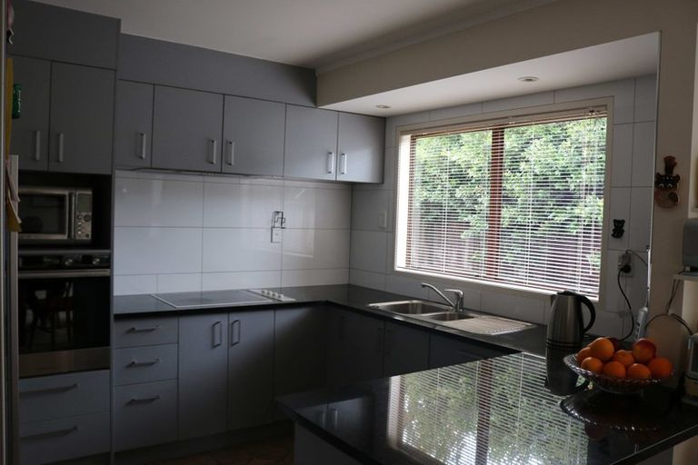 Photo of property in 303 Bucklands Beach Road, Bucklands Beach, Auckland, 2012