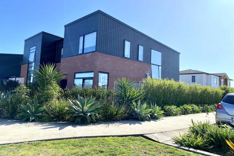 Photo of property in 1 Te Aute Road, Karaka, Papakura, 2113