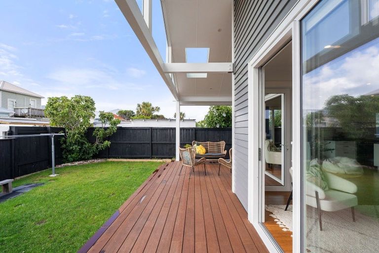 Photo of property in 21 Ross Street, Kilbirnie, Wellington, 6022