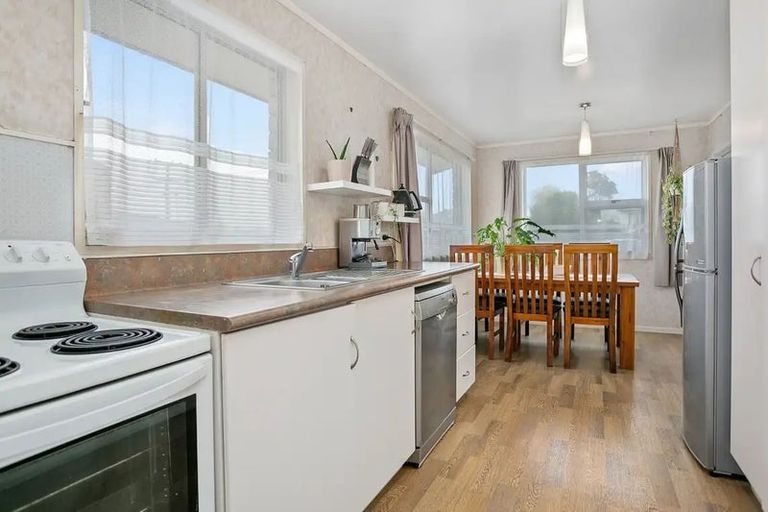 Photo of property in 47 Whitaker Street, Otumoetai, Tauranga, 3110
