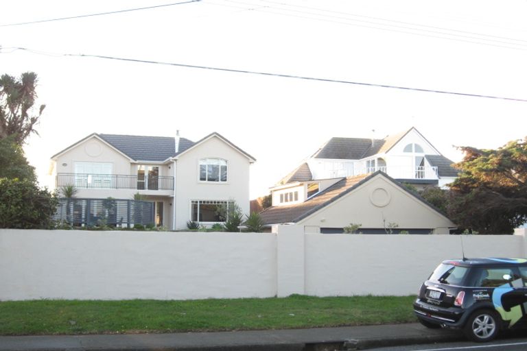 Photo of property in 12 Wharemauku Road, Raumati Beach, Paraparaumu, 5032
