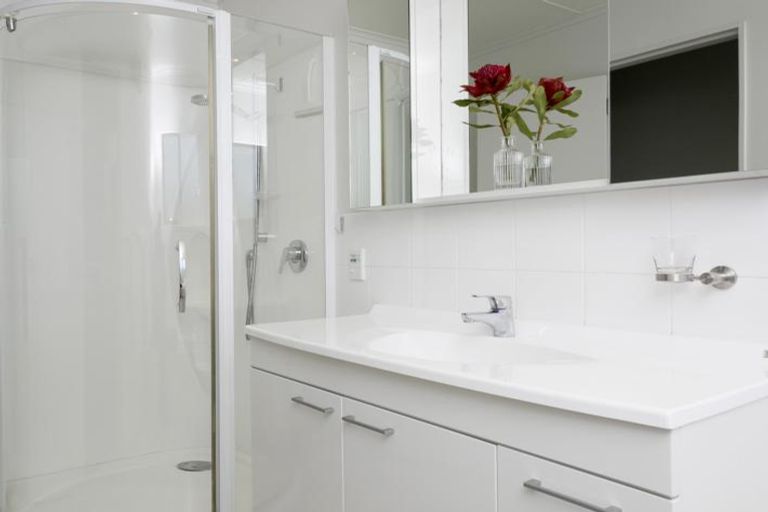 Photo of property in 77 Acacia Bay Road, Nukuhau, Taupo, 3330