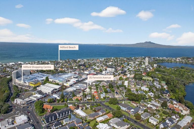 Photo of property in 1/6 Fenwick Avenue, Milford, Auckland, 0620