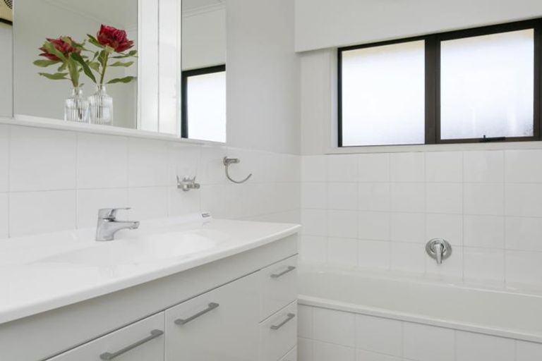 Photo of property in 77 Acacia Bay Road, Nukuhau, Taupo, 3330