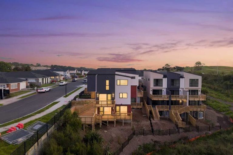 Photo of property in 14 Johns Creek Crescent, Silverdale, 0932