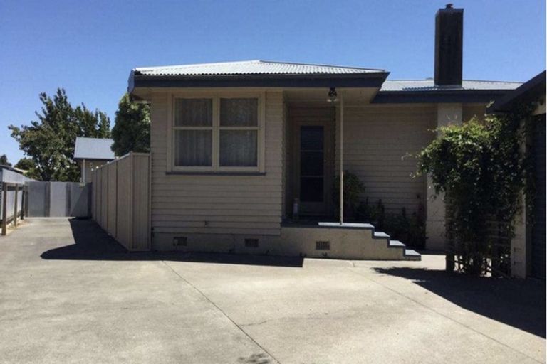 Photo of property in 11 Mcgregor Avenue, Pirimai, Napier, 4112