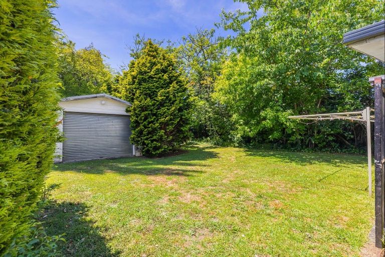 Photo of property in 16 Tongariro Road, Turangi, 3334