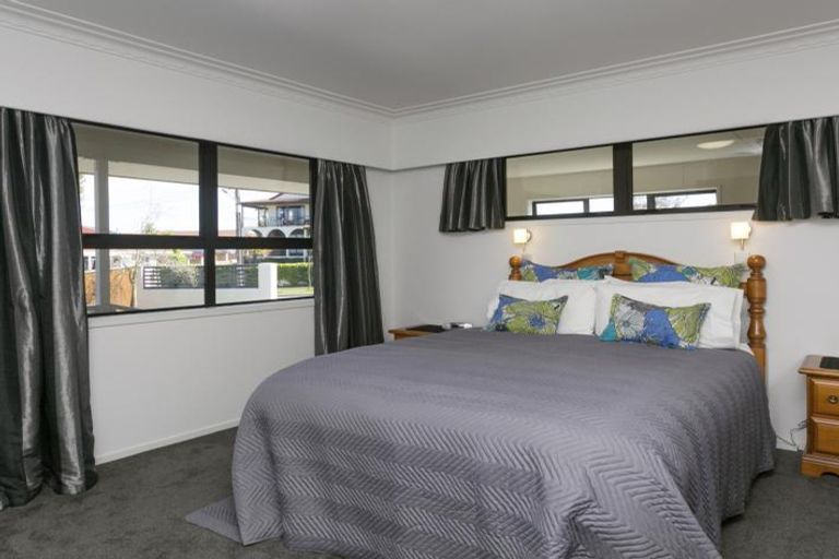 Photo of property in 77 Acacia Bay Road, Nukuhau, Taupo, 3330