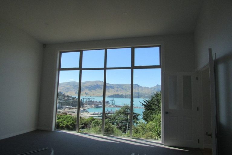 Photo of property in 4e Harmans Road, Lyttelton, 8082