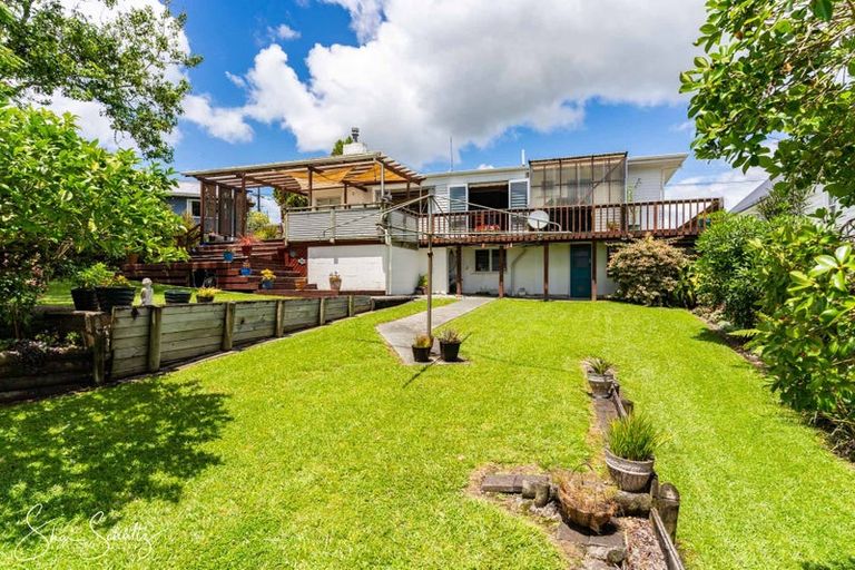 Photo of property in 7 Griffin Road, Maungaturoto, 0520