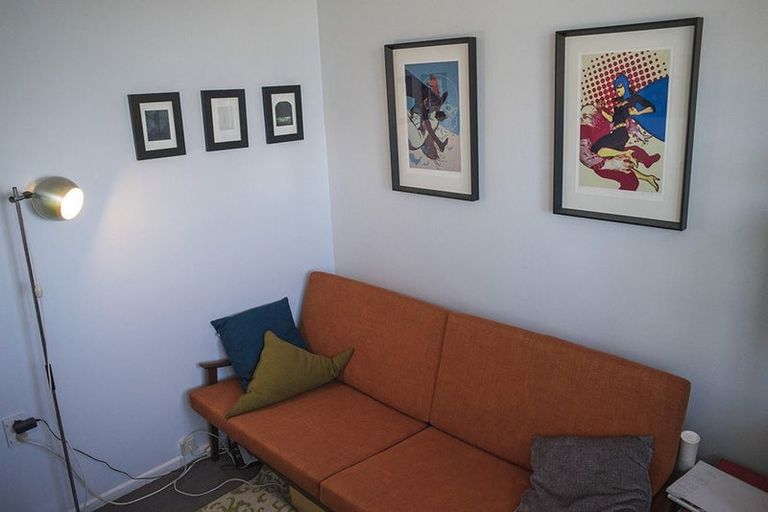Photo of property in 23uc2 Rangitane Street, Maupuia, Wellington, 6022