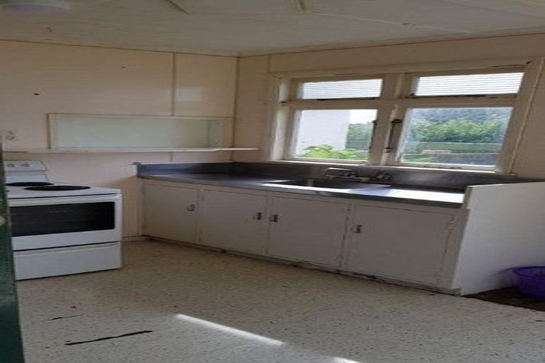 Photo of property in 34 Pioneer Highway, Awapuni, Palmerston North, 4412