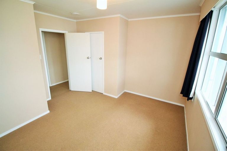 Photo of property in 8 Ngatuku Place, Tokoroa, 3420