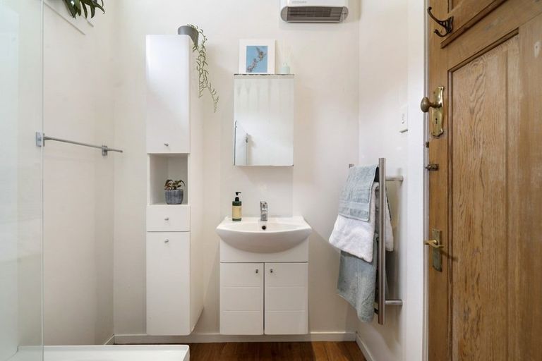 Photo of property in 173 Lake Road, Belmont, Auckland, 0622