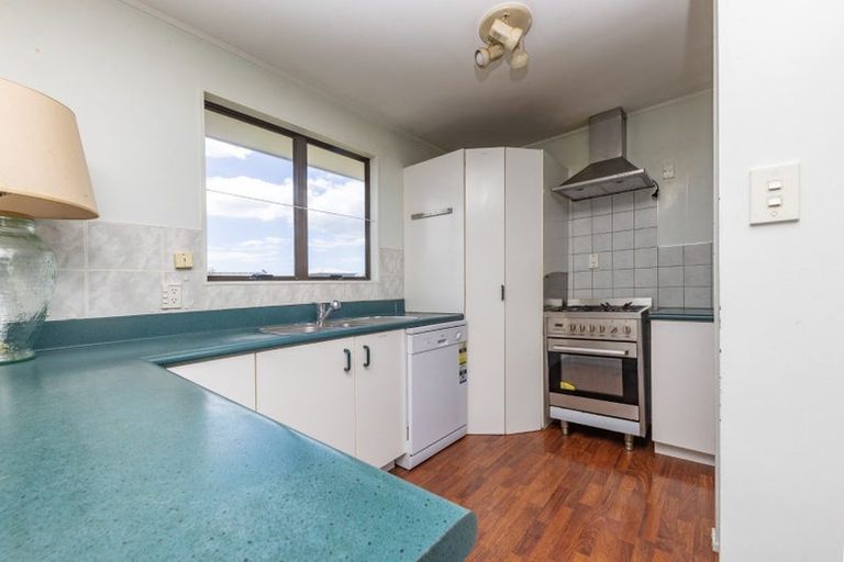 Photo of property in 8 Tane Street, New Lynn, Auckland, 0600