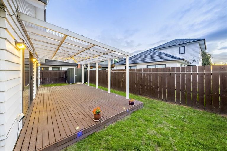 Photo of property in 51 Tarapiroe Avenue, Takanini, 2112