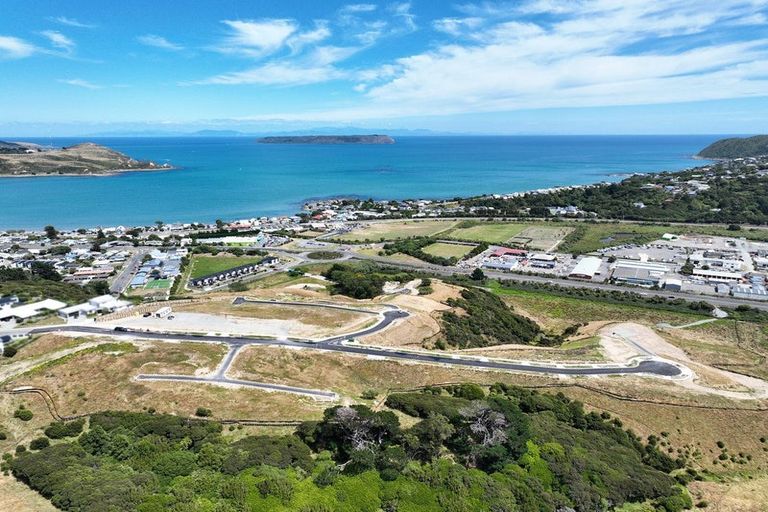 Photo of property in 76 Mo Street, Plimmerton, Porirua, 5026