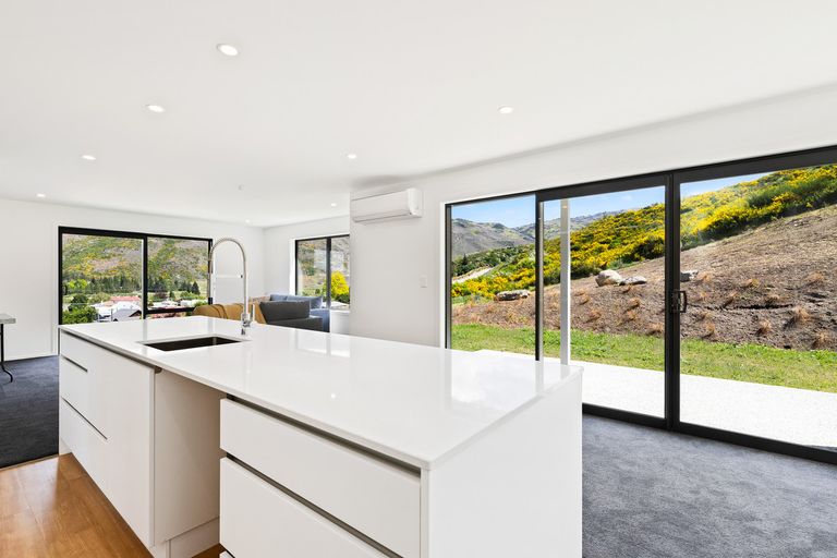 Photo of property in 28 Naylor Street, Hamilton East, Hamilton, 3216