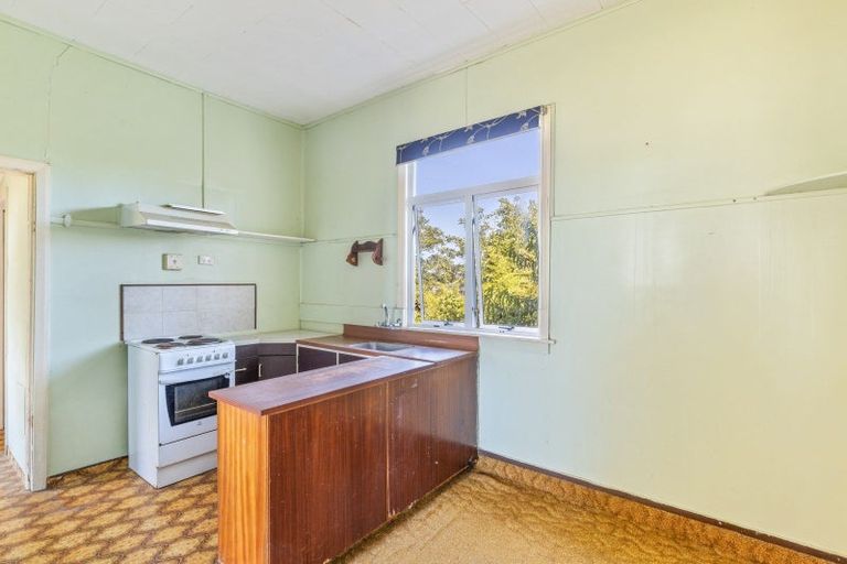 Photo of property in 29 Dorset Avenue, Westown, New Plymouth, 4310