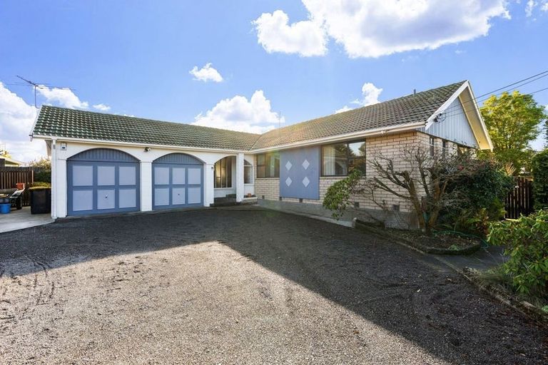 Photo of property in 33a Larch Place, Casebrook, Christchurch, 8051